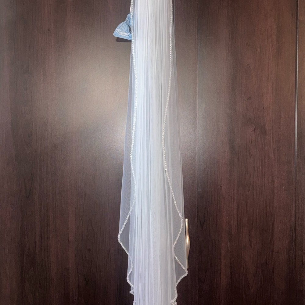 Marionat Chapel Length Beaded Bridal Veil – New